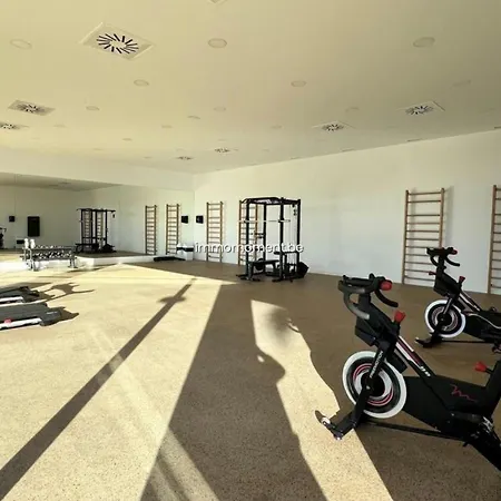 Camporosso Village, 2 Bed Groundfloor Apartment *